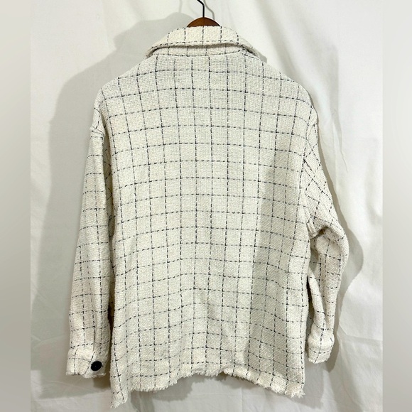 ZARA Women’s Tweed Plaid Check Shacket Jacket Medium Cream Black Button Front - Picture 6 of 6